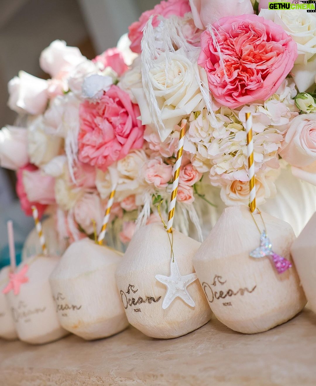 Khloë Terae Instagram - all the beautiful details of the baby shower of my dreams 🎀 Hermosa Beach, California