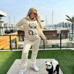 Khloë Terae Instagram - I’ll miss my bump more than anything but I’m so excited to meet you! @fashionnova best believe I’ll be living in cozy tracksuits from here on out! 🫶🏼 #35weeks Marina del Rey, California