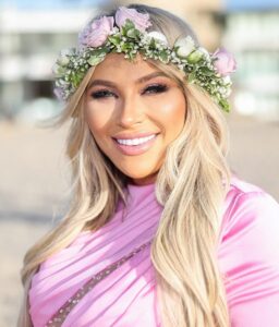 Khloë Terae Instagram - Just a little photodump from the most magical baby shower I could’ve ever dreamed of! Special thanks to everyone who helped make it so incredibly beautiful! 🎀🌊🌹✨💕 Ocean & mama felt the LOVE !!! ◦ MiniPancakes @Mini.pancakes.lane ◦ Cake backdrop @monie_balloons ◦ Lower Level Balloon backdrop @bakiballoons ◦ Flower crowns @Amaranthine.la ◦ Florists @arakssa ◦ Florist @lafleurclose ◦ Coconuts @Pimentacoconutengraving ◦ Grazing Boards @picnicgrazingco ◦ Baby Ocean welcome Sign @Personalizedplaques ◦ Friendship Bracelets @omgigi1111 ◦ Bubbles @sparkify_events ◦ Glow energy drink @drinkglow ◦ Gio Sponsor Security, servers, DJ @exoticahookah_ ◦ Tequila @tequilagrandiamante ◦ Meat Guy @meatguyLA ◦ Bre’s present Stroller @cybex_usa @cybex_global ◦ DJ @djnino_official ◦ Cake @crumbles_patisserie ◦ Cookies and Strawberries @chocolatedelightsbyrima ◦ Photography @twistimages ◦ Videographer @realproductions.inc ◦ Event Coordinator @pritynpinkproductions Hermosaa Beachh.<3