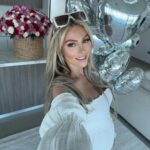 Khloë Terae Instagram - just cus I really miss those mini dutch pancakes 🥞 #photodump Dubai, United Arab Emirates