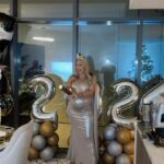 Khloë Terae Instagram - Welcome to 2024 🖤✨👸🏼 Can’t wait to meet the best thing that ever happened to me in 2024 🥹🙏🏼🤍 #30weeks #NYE #dubai Dubai, United Arab Emirates