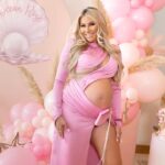 Khloë Terae Instagram - Showering Baby Ocean Rose with L O V E 🎀 🌊 🫧 🌹 🐚 Official recap by @realproductions.inc 🎥 Custom gown by @minnafashion Glam by @makeupgayane1 Fabulous hair extensions & instal @intactehair.official x @aitous Baby shower of my absolute dreams 🎀 special thanks to everyone who helped make this happen and especially all the vendors ✨ Event Coordinator @pritynpinkproductions Special thanks to Gio who supplied security, Djs, bartenders, and servers @exoticahookah_ MiniPancakes @Mini.pancakes.lane Cake backdrop @monie_balloons Lower Level Balloon backdrop @bakiballoons Flower crowns & arrangements @Amaranthine.la Arrangements @arakssa Florist @lafleurclose Coconuts @Pimentacoconutengraving Hummus @HummusLali Beach picnic @thepicnic.collective Grazing Boards @picnicgrazingco Baby Ocean welcome Sign @Personalizedplaques Friendship Bracelets @omgigi1111 Bubbles @sparkify_events Glow energy drink @drinkglow Tequila @tequilagrandiamante Meat Guy @themeatguyla Bre’s present Stroller @cybex_usa @cybex_global DJ @djnino_officiel Cake @crumbles_patisserie Cookies and Strawberries @chocolatedelightsbyrima Photography @twistimages Photobooth @gray.photobooth Soundbath @linzizm_ Hermosaa Beachh.<3