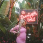 Khloë Terae Instagram - Queen & Princess of Beverly Hills 👸🏼💕🌴 Beverly Hills Hotel