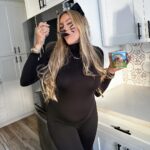 Khloë Terae Instagram – Half way there, baby! 🍦🖤🤰🏼

#Halfbaked #pregnancy #20weeks Los Angeles, California