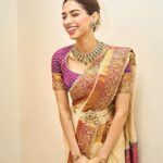 Khushi Kapoor Instagram - 🤍💐
