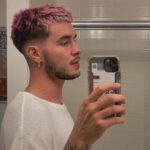 Kian Lawley Instagram - a lil haircut n temp hair dye 💕🌸🧠👙👛🐽🦄🍬🎀