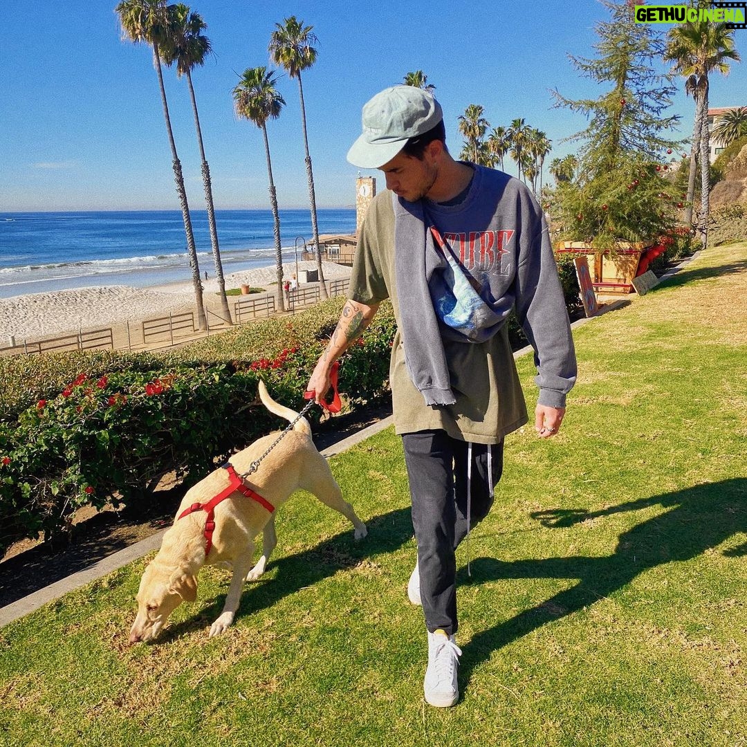 Kian Lawley Instagram - my lil lover bug ππΌπ₯°