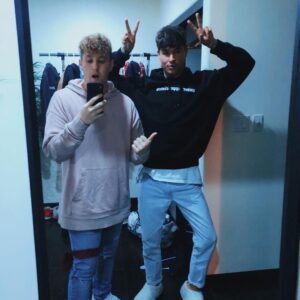 Kian Lawley Instagram - happpyyyyy birthdaayyyyy to my bestfriend in the entire world. corey i miss you so much i can’t even begin to put it into words. i miss the laughs, long talks, long drunk talks, the hugs, the petty little arguments, beach drives, watching movies & quoting every line we knew as we watched lol. i miss everything we did and i miss everything about you. everybody needs a corey in their life. u were the best friend i could ever ask for && a 3rd brother to me. nobody will ever replace you 💙 @coreylabarrie