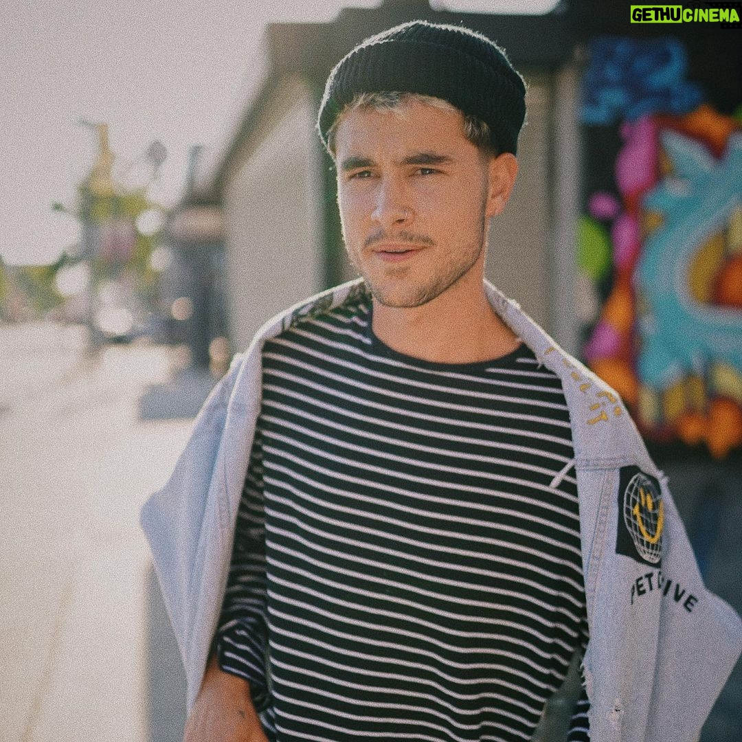 Kian Lawley Instagram - nunca vas a llegar a ninguna parte si no lo intentas ✨