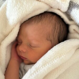 Kian Lawley Instagram - Watching you grow up has been the highlight of my life. From seeing your little smile for the first time to giving you your first bath, i love everything about you. Especially the face you make when ur trying to poop. Little man, you have so much life to live and I can’t wait to help you navigate it. Daddy loves you 🤍
