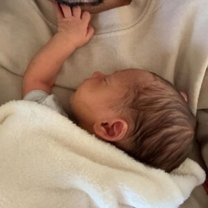 Kian Lawley Instagram - Watching you grow up has been the highlight of my life. From seeing your little smile for the first time to giving you your first bath, i love everything about you. Especially the face you make when ur trying to poop. Little man, you have so much life to live and I can’t wait to help you navigate it. Daddy loves you 🤍