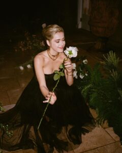 Kiernan Shipka Instagram - 🌹🌹🌹@dior @diorbeauty