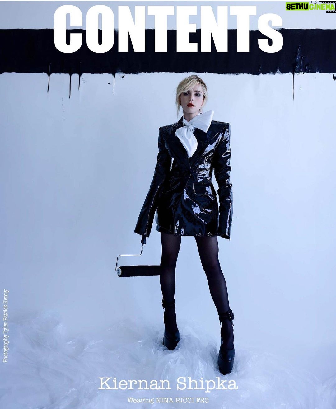 Kiernan Shipka Instagram - @contentmodemagazine ♥️🍎