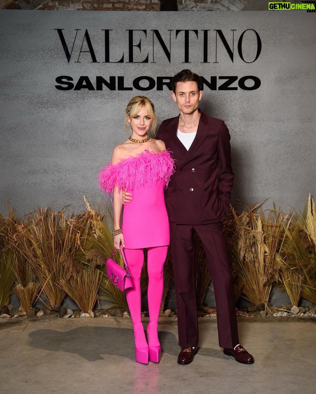 Kiernan Shipka Instagram - beautiful night, thank you @maisonvalentino @pppiccioli