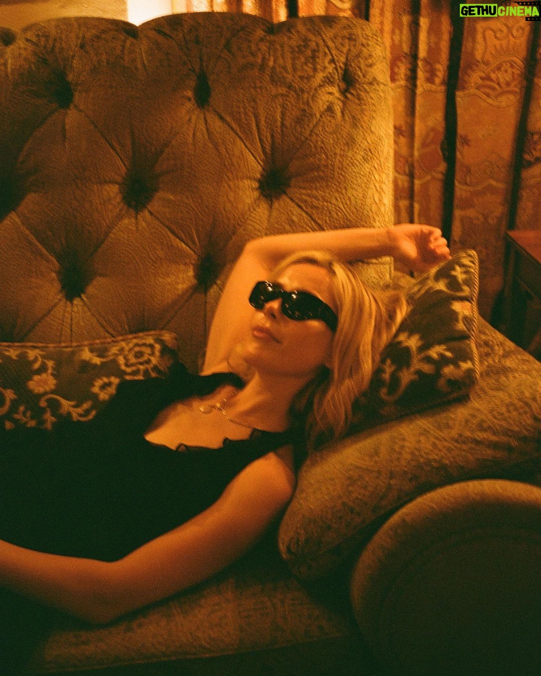 Kiernan Shipka Instagram - ‘21 by @ccopp