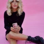 Kiernan Shipka Instagram - 😉
