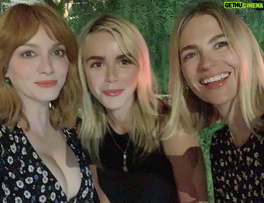 Kiernan Shipka Instagram - okay the girls are back!!!