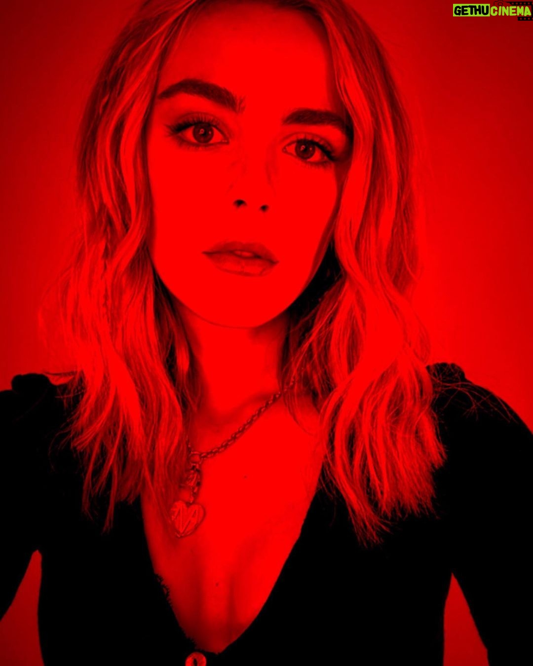 Kiernan Shipka Instagram - enjoying the red sun filter