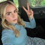 Kiernan Shipka Instagram - new #whitehouseplumbers tonight ✌️