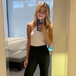 Kiernan Shipka Instagram - 🗽