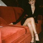 Kiernan Shipka Instagram - couch time