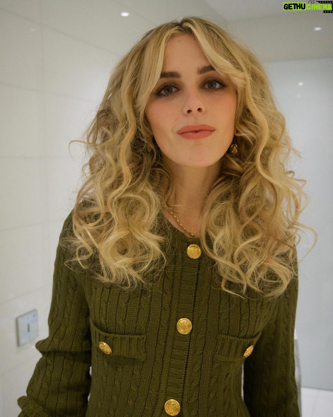Kiernan Shipka - 3 Likes - @chloe what a wonderful show… welcome @chemena ✨✨