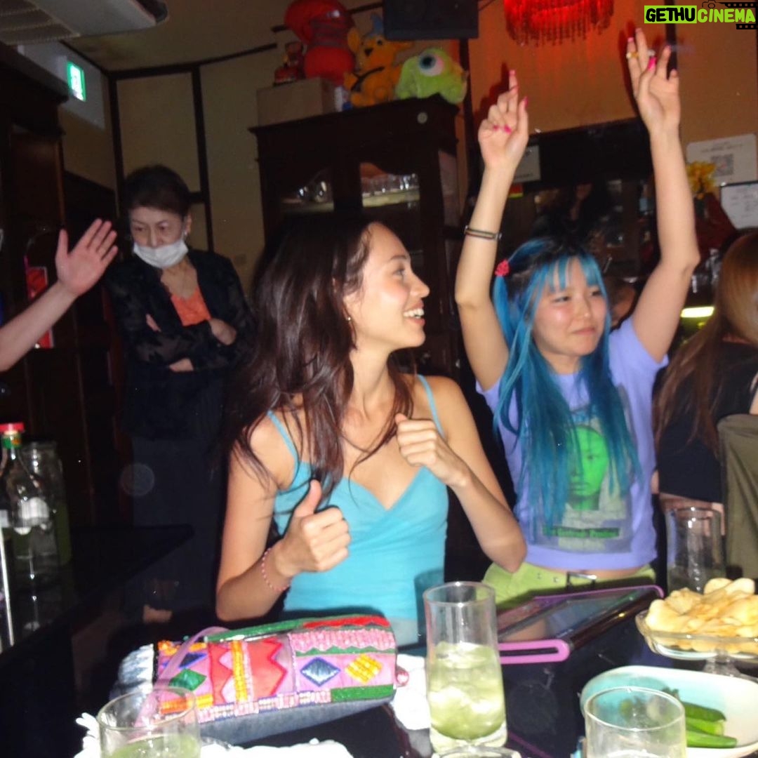 Kiko Mizuhara Instagram - 街で噂の 辛くち セクシー・ギャル 甘い誘い はねつける スパイシー・ギャル 花の金曜日 匂いも ファンキー・ナイト 格好だけなら また今度 Good Good Night💋💕🪩👠 Shibuya, Tokyo