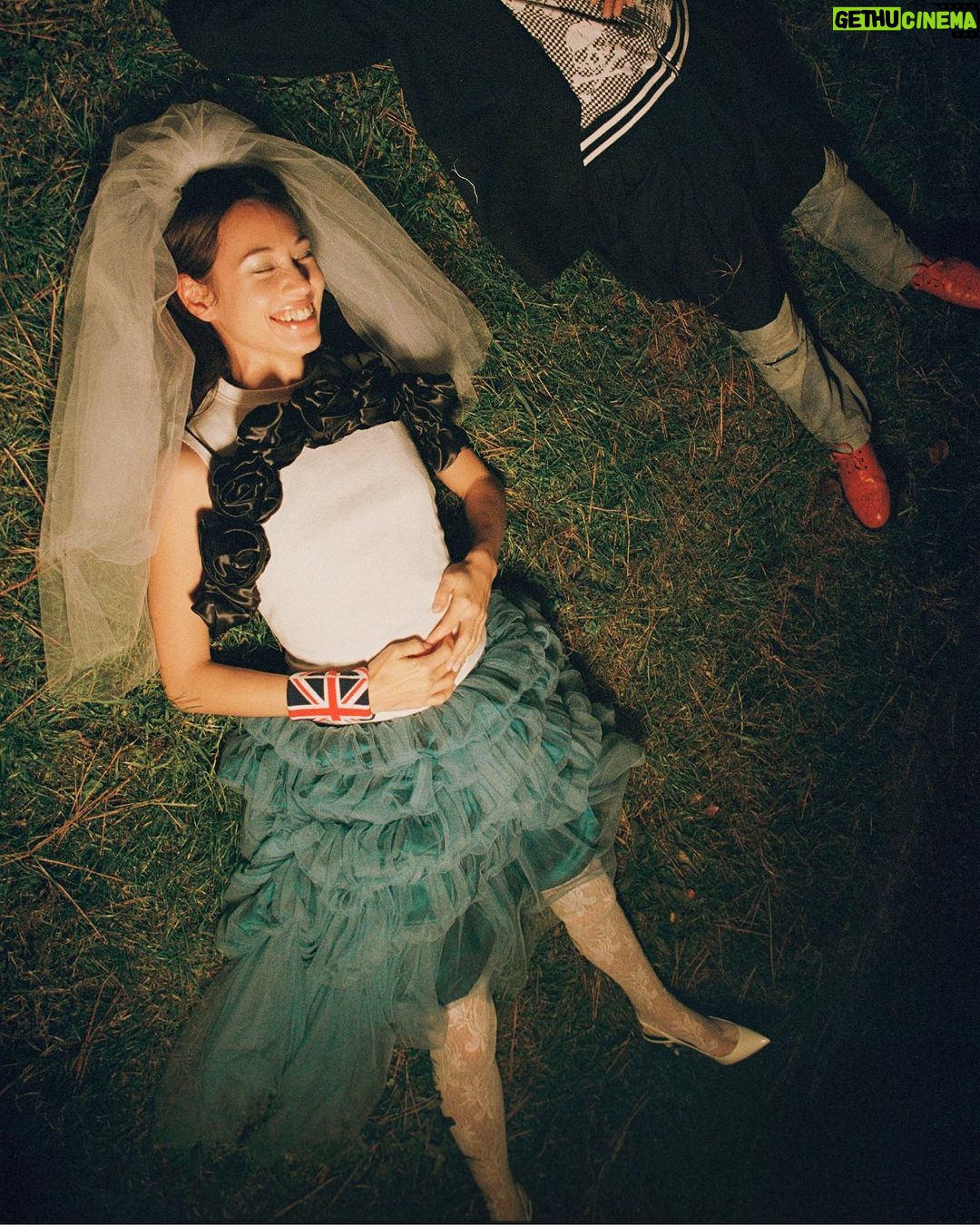 Kiko Mizuhara - 130.6K Likes - @hommegirls shot by @monimogi 🌙 ໒꒱·°✧
Styled by @jenny.shoo.pumps
Interview by @nrips
Makeup & Hair @sakiemiura
Editor in Chief @mrthakoon
Creative Director @jenbrillbrill
Art Direction @rosfok @chloescheffe @natmshields
ᵗʱᵃᵑᵏઽ ⠒̫⃝♡