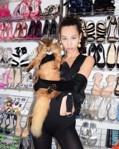Kiko Mizuhara Instagram - @pusspussmag with my baby boy ciccio🐈 by @fumikoimano🐰♡ @sh0tar0y @sakiemiura *｡*.。*∧,,,∧ ヾ(⌒(_=•ω•)_ Tokyo, Japan