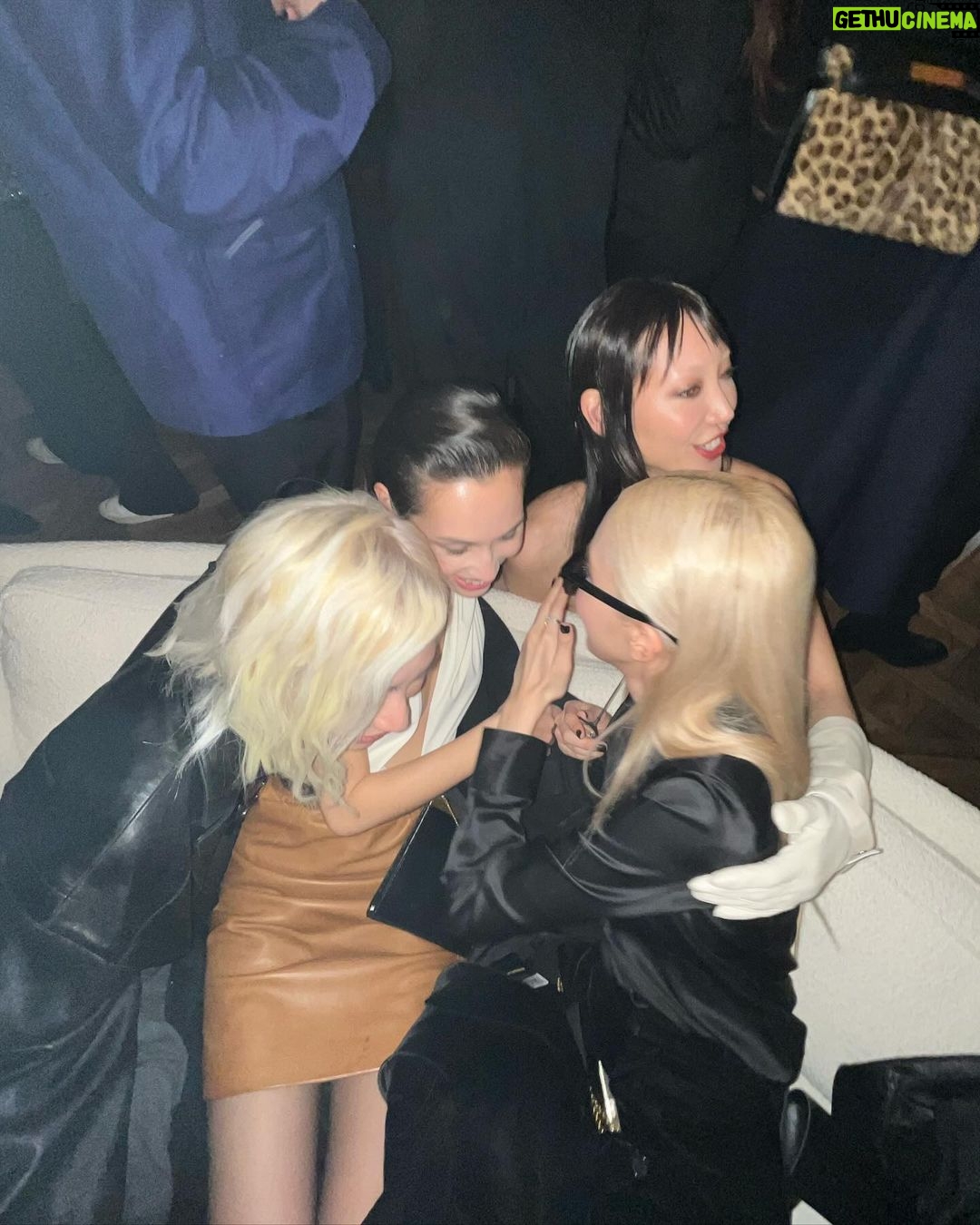 Kiko Mizuhara Instagram - @anthonyvaccarello made me emotional 🤍 thank you for the beautiful night @ysl 🌹 Paris, France