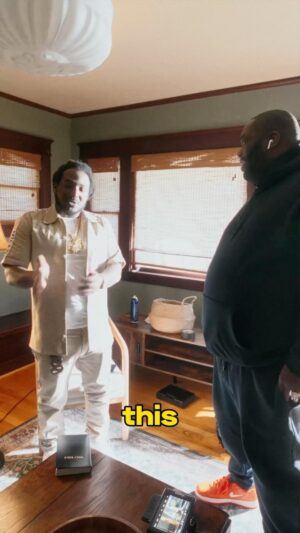 Killer Mike Instagram - When thinking about features for SHED TEARS I knew I had to have someone that could connect with the soul in the most raw and human way - @mozzy went spiritual on the record. Salutes to the Sacramento Legend @mozzy. Video out this week. ☦️  #MICHAEL

🎥 @booisaac