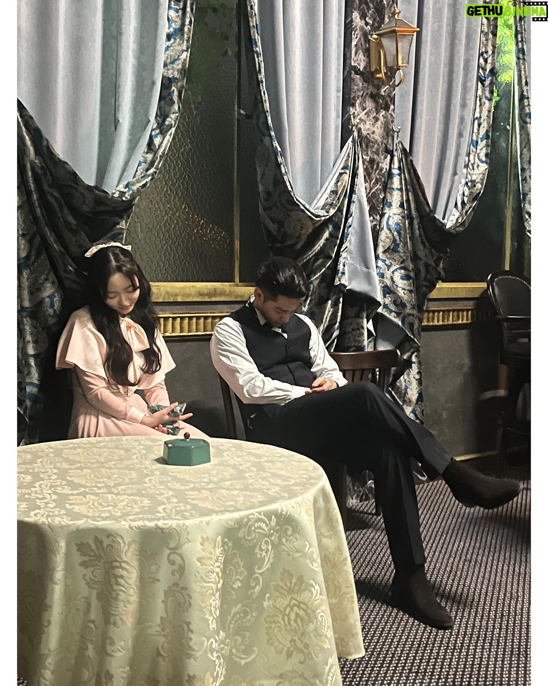 Kim Bum Instagram - - 구미호뎐 1938 ep.9-10 스포일러 없이 사진 올려보도록하자 . …… 안되겠다 그냥 방송 보도록 하자.