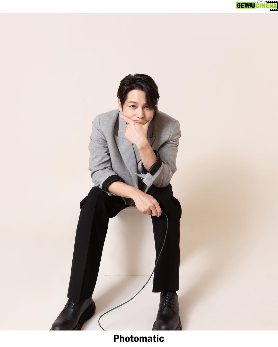 Kim Bum Instagram - - ❤️❤️❤️❤️❤️❤️ (셀프사진 진짜 어렵다..)