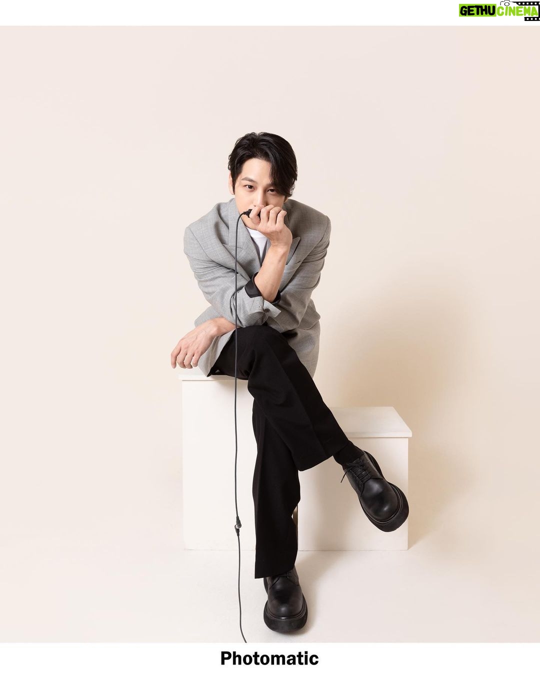 Kim Bum Instagram - - ❤️❤️❤️❤️❤️❤️ (셀프사진 진짜 어렵다..)
