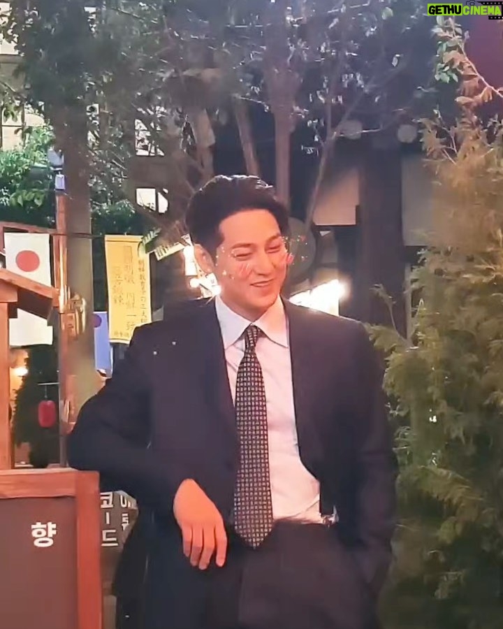 Kim Bum Instagram - - 나 피흘리는거 왜이렇게좋아해 꽃보다나ㅁ..아니다 ✌️ 쏘옥 쏙쏙쏙 바앙울 Ep.5 등산(최고의스탭들) 이제 멀끔해지지! 주모 여기 막걸리 하나 - - 일주일 왜이렇게 안가요…? - - 600은 조금만 기다려줘 고마워 -