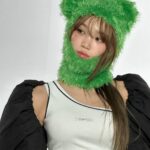 Kim Chae-won Instagram - 🧸💚