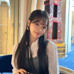 Kim Chae-won Instagram - 😋 #광고 #우리루이비통 #WooriLV