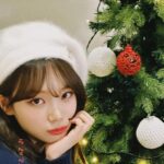 Kim Chae-won Instagram – happy holiday🎄