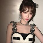 Kim Chae-won Instagram - happy new year 🖤 🐉