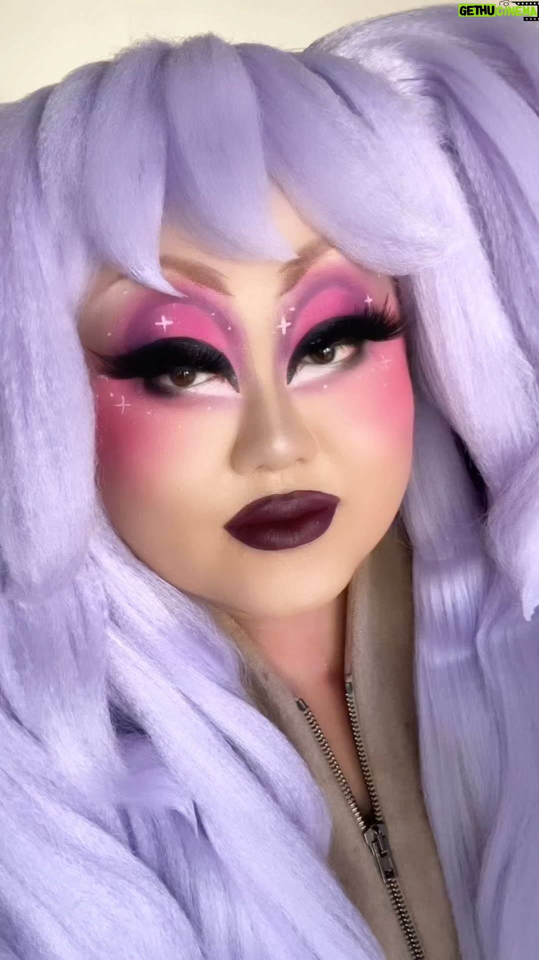 Kim Chi Instagram - Voting for #animeawards has now begun! Show your favorite titles some love via voting mobile or web everyday from Jan 17 to Jan 27! @animeawards.official @crunchyroll #crunchyrollpartner