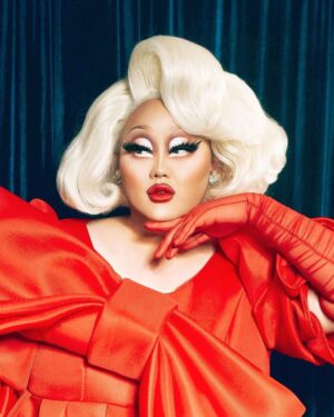 Kim Chi Instagram - Hot pot season is over. Bring on the salads. 
Photo: @drag.n.drop / @mostlyjune_
Dress: @diana.makes
Make up: @kimchichicbeauty