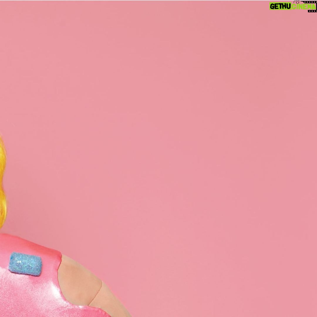 Kim Chi Instagram - @kimchichicbeauty COMING SOON