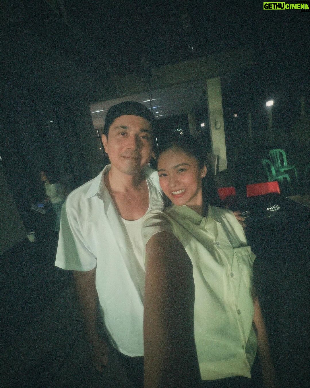 Kim Chiu Instagram - Simulan ang kwento ni VICTOR at JULIANA LUALHATI ❤️🩹#LinlangTheTeleseryeVersion BUKAS NA sa Primetime Bida 8:45pm pagkatapos ng Batang Quiapo. 🔥🖤 Mapapanood sa Kapamilya Channel, Kapamilya Online Live, TV5, A2Z, IWANT, IWANT TFC! ❤️🔥 #Linlang @dreamscapeph