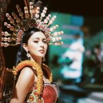 Kim Chiu Instagram - As a proud Cebuana. Happy Sinulog sa inyong tanan!☺️ May the energy and enthusiasm of this celebration inspire you to embrace life’s dance with open arms. 💃🏻 Sending Sinulog vibes your way! May this festival be a reminder of the richness of our culture and the strength of our faith. On this special day, may the Santo Niño bless you with peace, prosperity, and a heart full of gratitude. Sinulog Pit Senyor!🙏🏻❤️🎉 Viva Senyor Sto. Niño! #Sinulog2024 ASAP Studio, Abs-Cbn