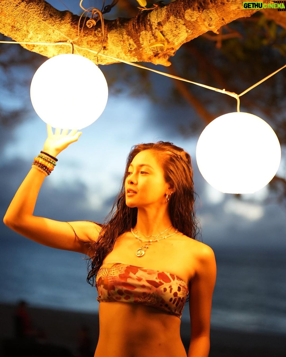 Kim Chiu Instagram - 3 Cβs in life. π’ππππΌπΎ. π’ππΊππΌπΎ. π’ππΊπππΎ. π΄π ππ πππ πππΊπ πΌπππΎπ πΏππππ. πβ¨π€ Balesin Island