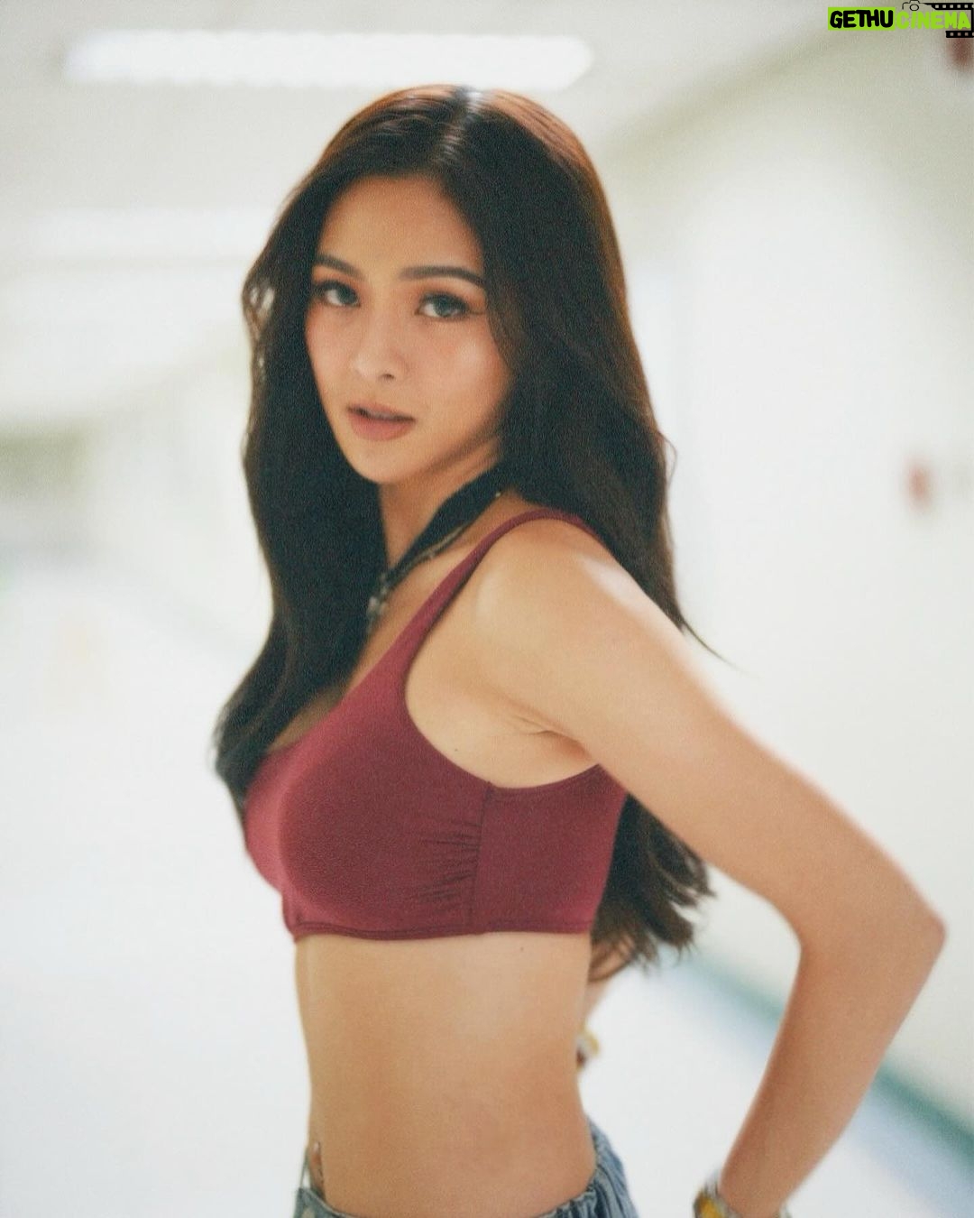 Kim Chiu Instagram - "πͺπππππ πππ. π©ππππππ ππππ πππ πππππ ππππππππ πππ, πππ πππππ ππππππππππ ππππππππππ ππππ ππ ππππ ππππππππ πππ."π«πΉβ¨ Happy love month everyone!π«Άπ» #ChooseChiu LOLππ
#ootdksyc