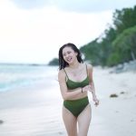 Kim Chiu Instagram - 𝗦𝗨𝗡, 𝗦𝗔𝗡𝗗 𝗮𝗻𝗱 𝗦𝗘𝗔! = Weekend well spent!!!😉🌊☀️🐚🌸 Thank you fam!!!😘 @edith.farinas @haidzfernandez @iambazooka @femrilg 🌴🌻 #Chiurista