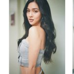 Kim Chiu Instagram - "𝐁𝐮𝐭 𝐰𝐢𝐭𝐡𝐨𝐮𝐭 𝐭𝐡𝐞 𝐝𝐚𝐫𝐤, 𝐰𝐞'𝐝 𝐧𝐞𝐯𝐞𝐫 𝐬𝐞𝐞 𝐭𝐡𝐞 𝐬𝐭𝐚𝐫𝐬. 𝐒𝐨 𝐥𝐨𝐨𝐤 𝐟𝐨𝐫𝐰𝐚𝐫𝐝 𝐰𝐢𝐭𝐡 𝐡𝐨𝐩𝐞 𝐚𝐧𝐝 𝐧𝐨𝐭 𝐛𝐚𝐜𝐤𝐰𝐚𝐫𝐝𝐬 𝐰𝐢𝐭𝐡 𝐫𝐞𝐠𝐫𝐞𝐭𝐬." 🖤✨🤍 #ootdksyc #ootd all from #HMPhilippines ❤️ @hm