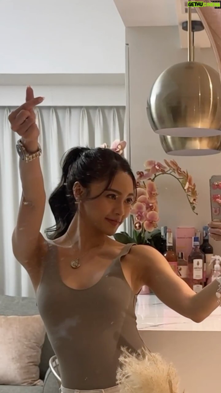 Kim Chiu Instagram - The most important relationship in your life is with yourself. Nourish your mind, body and soul, and learn to love yourself this love month just like me! π How I spent Valentineβs this year: I woke up early and did a fasted cardio, hustled at work, and then spent some much needed me time at home. I stayed away from social media and unnecessary noise, just embracing the peace and quiet by myself. Through this, I was powered by BEROCCA, which never fails to give me the physical and mental energy I need! ππ―% A reminder to spend time and energy on yourself β you deserve it!π Happy valentines day everyone!!!πππ