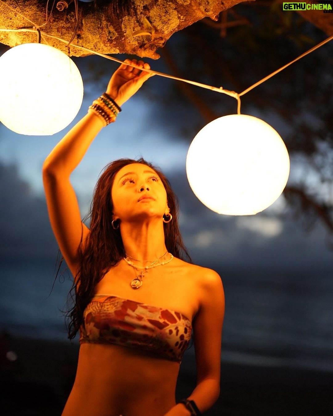 Kim Chiu Instagram - 3 Cβs in life. π’ππππΌπΎ. π’ππΊππΌπΎ. π’ππΊπππΎ. π΄π ππ πππ πππΊπ πΌπππΎπ πΏππππ. πβ¨π€ Balesin Island